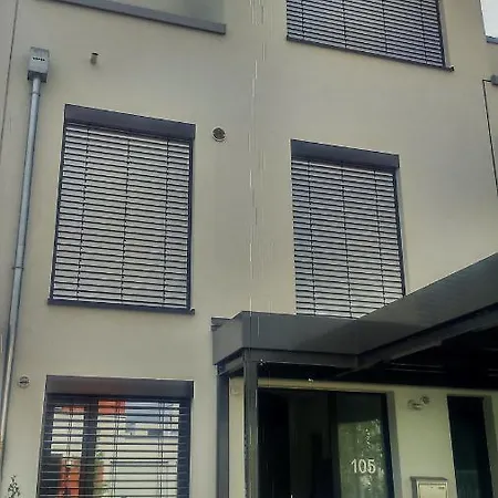 Beautiful With Balcony Direction To Messe Appartement