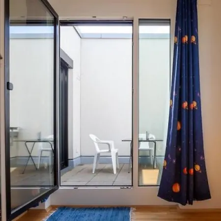 Beautiful With Balcony Direction To Messe *