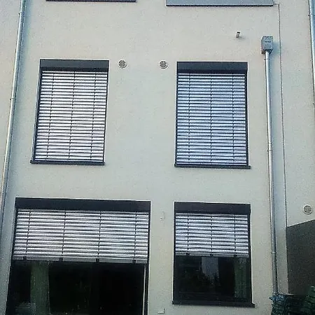 Beautiful With Balcony Direction To Messe דירה *